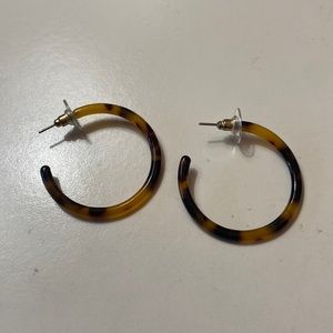 Tortoise Minimal Style Earrings